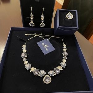 COPY - Swarovski Set Necklace, earrings & ring